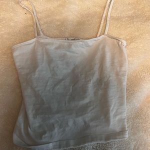 white h&m cropped tank